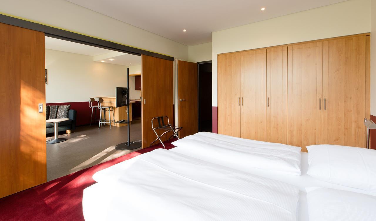 Aparion * Berlin